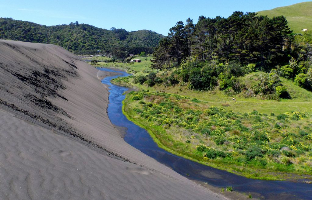 Lake Wainamu