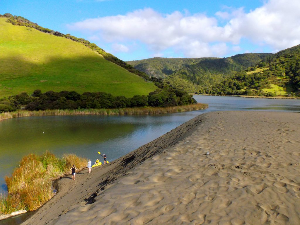 Lake Wainamu